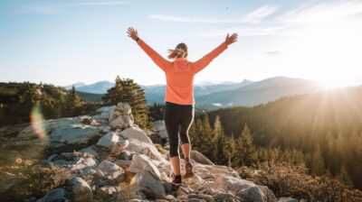Comment maximiser la distance parcourue avec un seul plein d'essence : conseils pratiques pour économiser