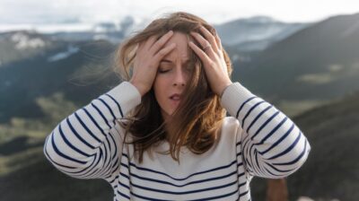 Des solutions naturelles pour apaiser rapidement vos maux de tête sans médicaments